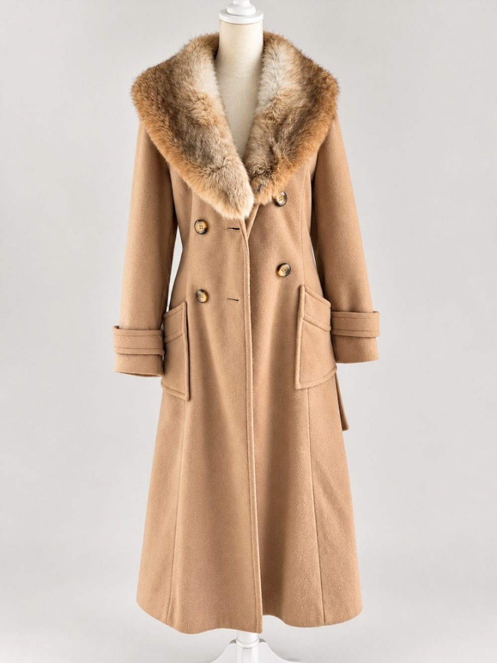 Vintage Camel Coat with Genuine Fur Collar Women’s XS | Mid Century Winter Coat